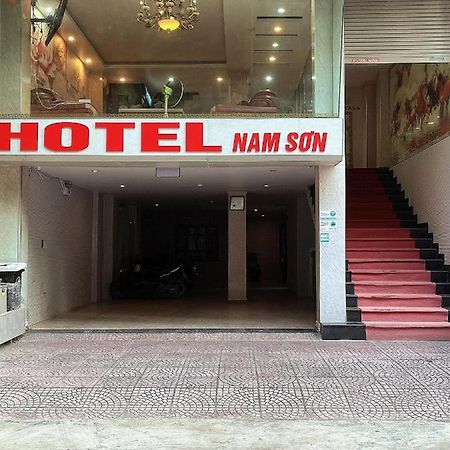 ホテル Khach San Nam Son Dong Khe エクステリア 写真